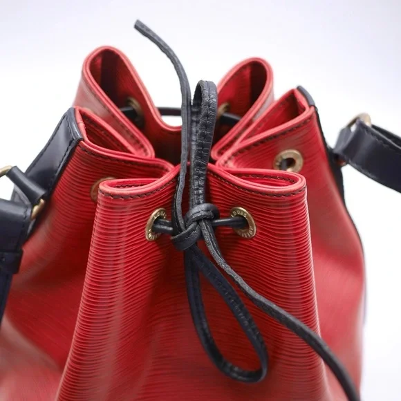 🍓LV Epi Noe and Wallet Bundle - Picture 7 of 16